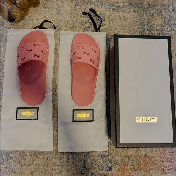 Gucci slides/slippers in cute pink color. - Picture 3 of 3